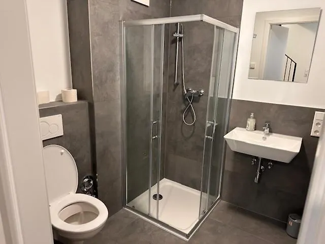 Lägenhet 150m2 Maisonette 3 Schlafzimmer 2 Baeder Und Balkon Alzey